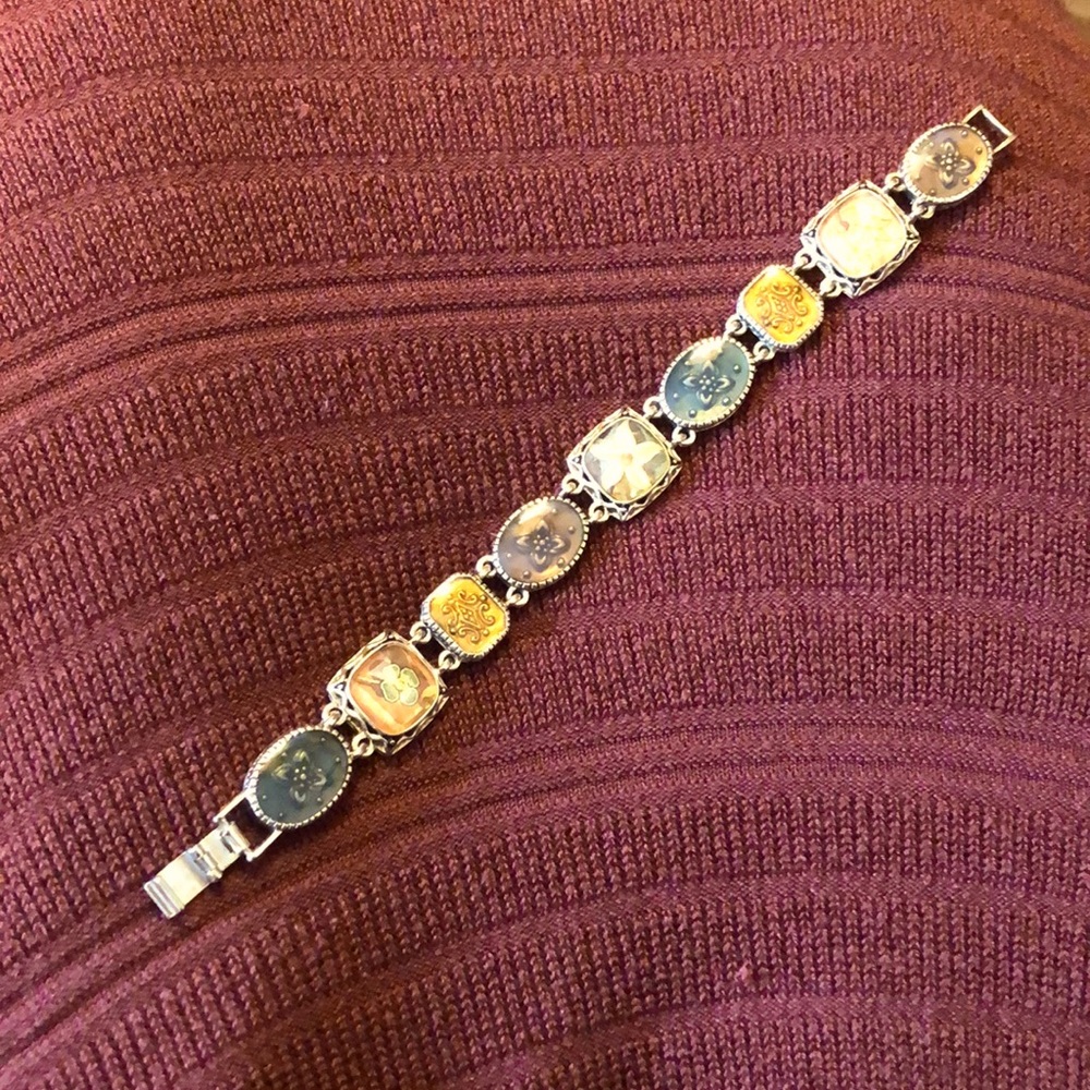 Vintage victorian style bracelet great condition!